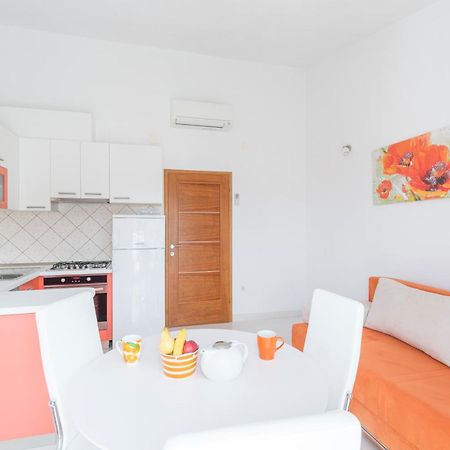 Apartments Nikolina Χβαρ Εξωτερικό φωτογραφία